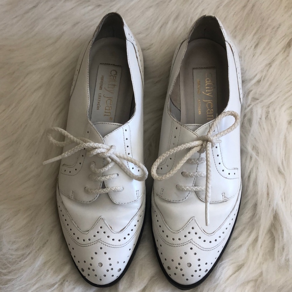 Cathy Jean White Leather Loafers- 7M